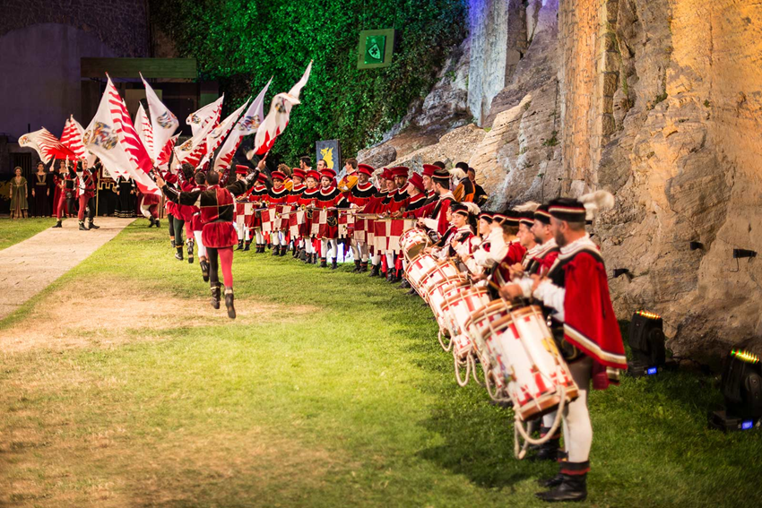 Lễ hội Trung Cổ San Marino - Trải nghiệm du lịch lễ hội Châu Âu đáng nhớ 