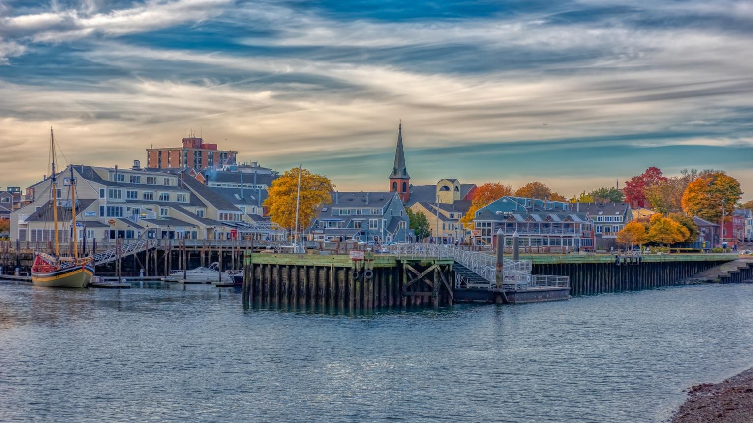 Massachusetts' Scenic Salem Pier Is A Cute Waterfront Packed With Shops, Local Art, And Tasty Bites - AOL