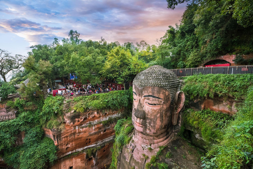 Tour Nga Mi Sơn - Thành Đô - Lạc Sơn: Cung đường di sản đẹp nhất Tứ Xuyên 