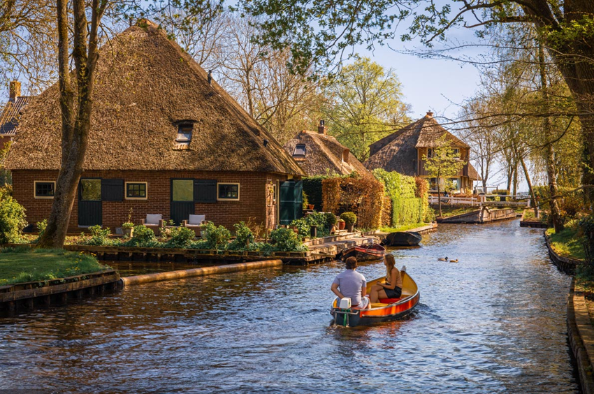 Du lịch Hà Lan có gì nổi bật ngoài hoa tulip? Khám phá xứ sở cối xay gió 2026 