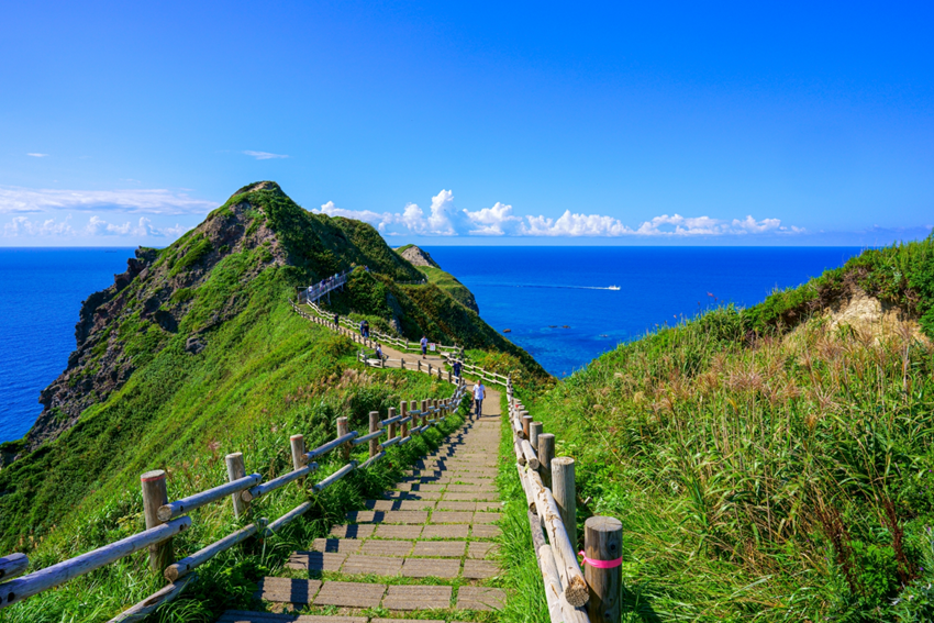 Hokkaido mùa hè: Vì sao là nơi trốn nóng lý tưởng? 