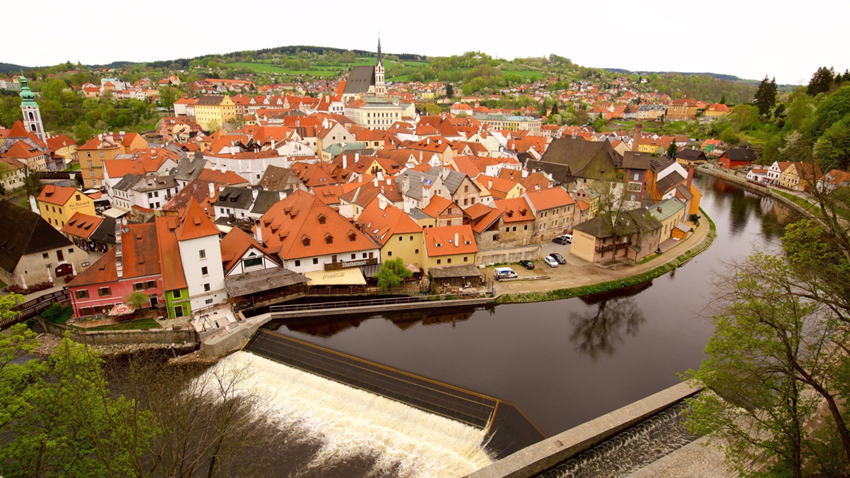 Nam Bohemia mùa thu: Lâu đài, hồ nước và làng quê ngoài Český Krumlov