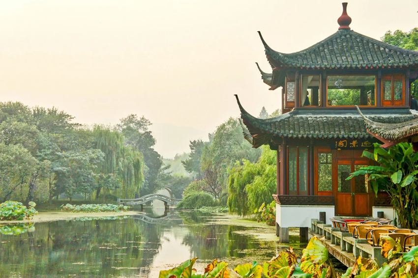 Nên ở lại Ô Trấn không? Kinh nghiệm du lịch trấn cổ Trung Quốc 2026 