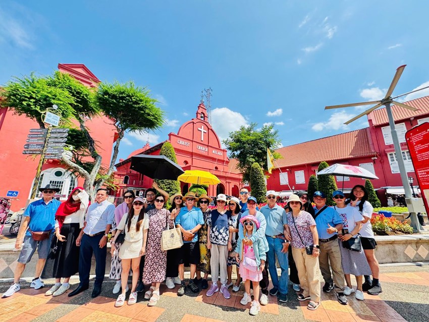 HÀNH TRÌNH DU LỊCH LIÊN TUYẾN : MALAYSIA - SINGAPORE